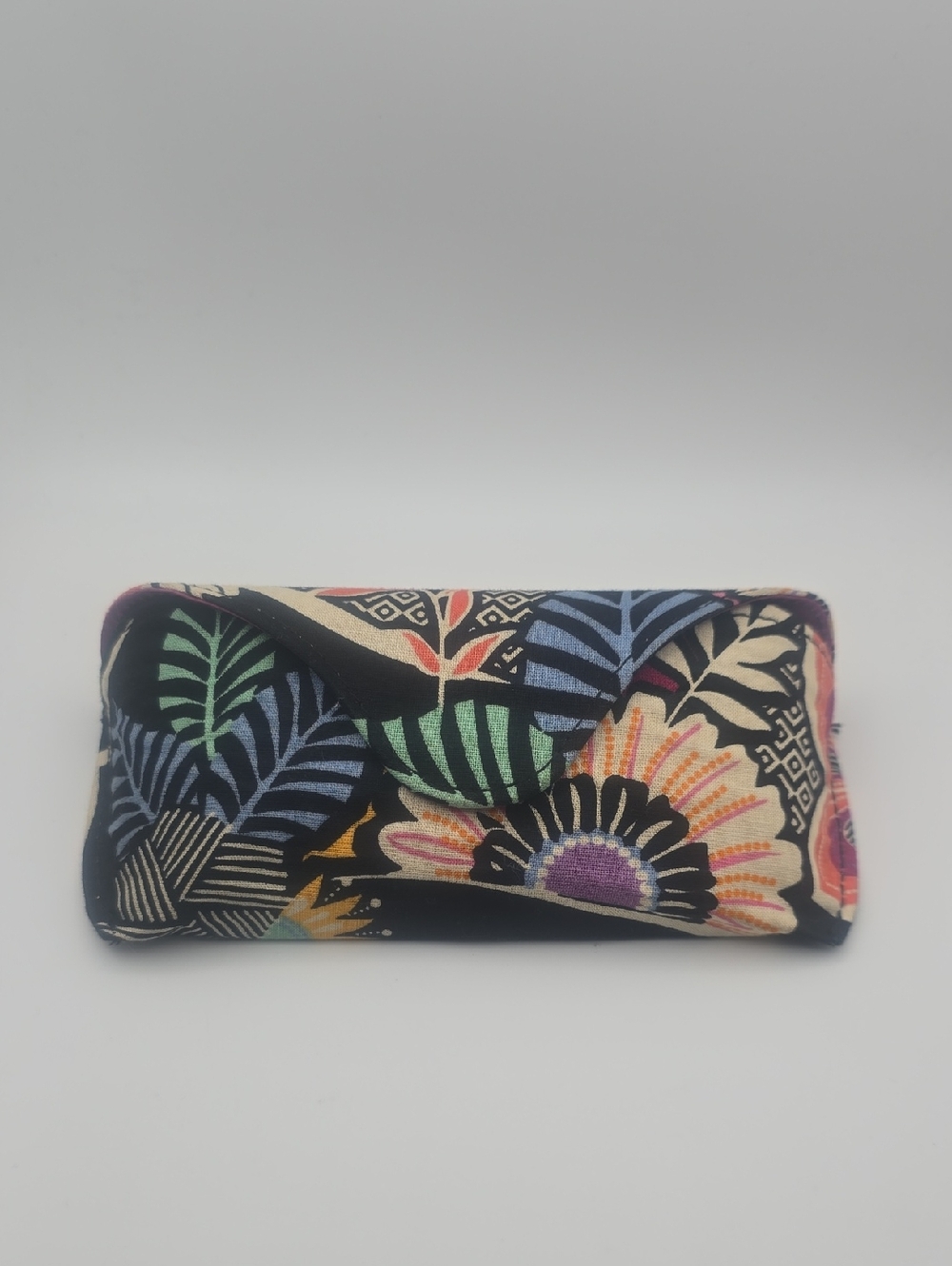 Vera Bradley Floral Multi-Color Foldover Clutch Sunnies Hard Case (EUC)🌸🌻🌼